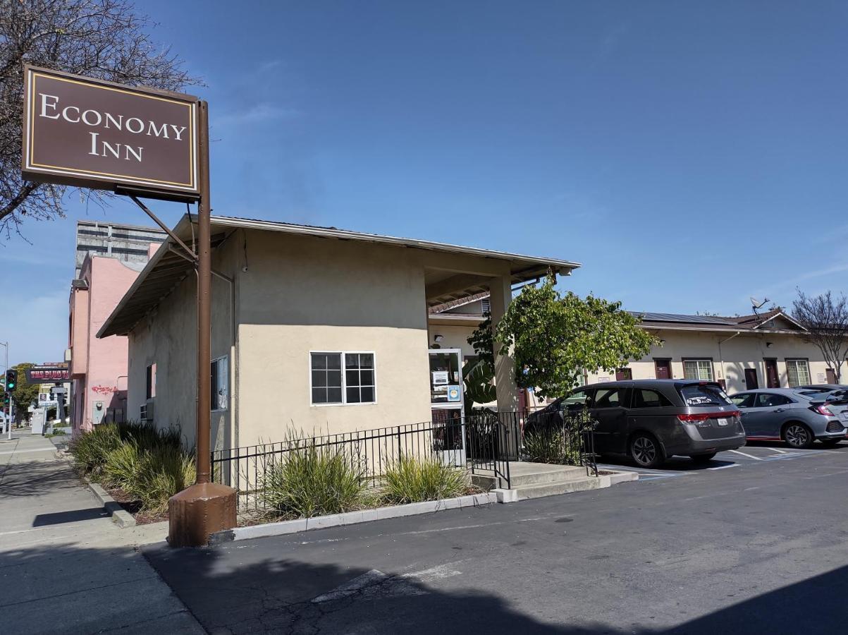 Motel Economy *