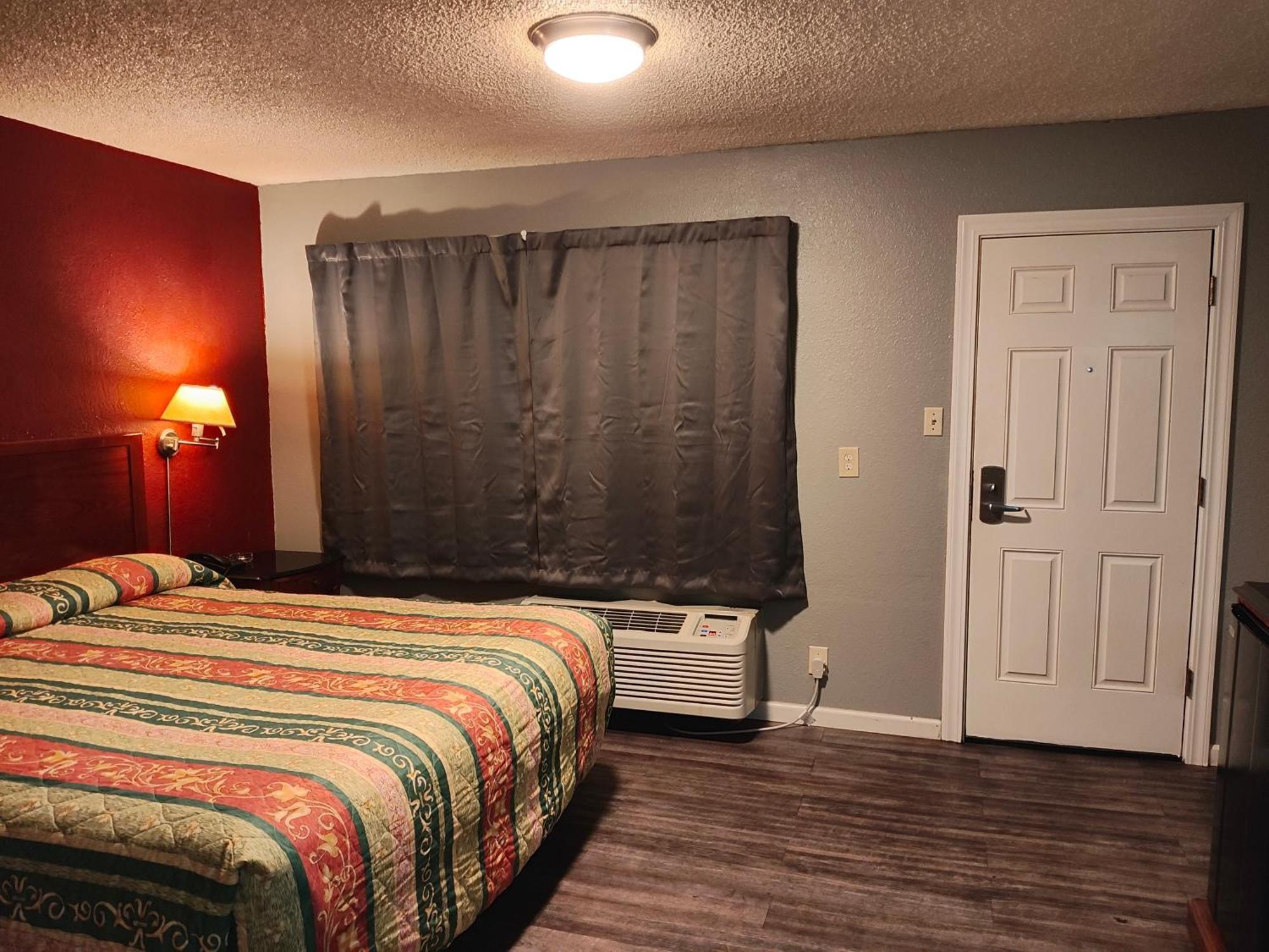 Economy Motel