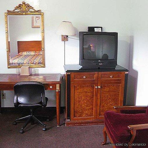 Motel Economy
